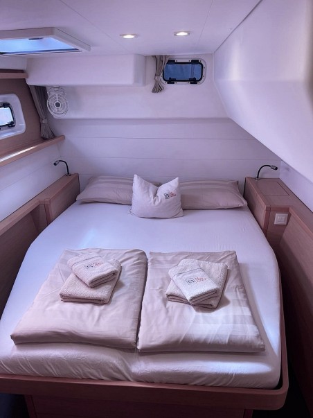 Lagoon-Bénéteau Lagoon 450 F - 4 + 2 cab. Julius Cesar III