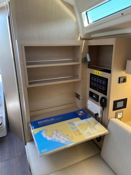 Bénéteau Oceanis 34.1 Ka Nani