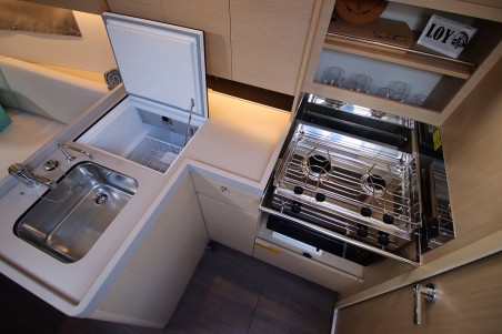 Oceanis 34.1 | Czarter jachtu Chorwacja | Travelboat