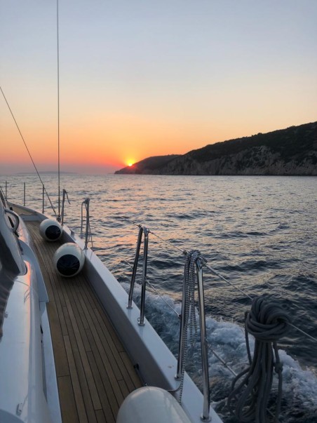 Bénéteau Oceanis Yacht 54 White Bird