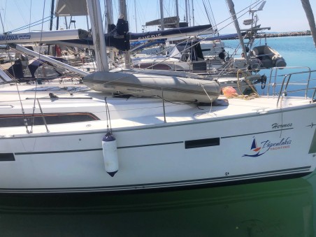 Bavaria Yachtbau Bavaria Cruiser 41 - 3 cab. Hermes