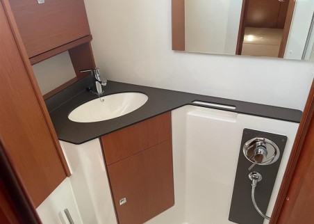 Bavaria Yachtbau Bavaria Cruiser 46 - 4 cab. Amore