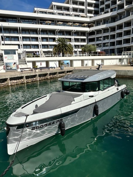 Saxdor Yachts Saxdor 320 GTC Navtia