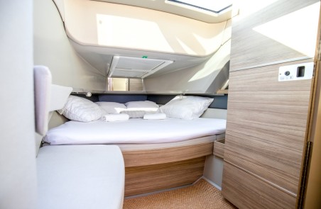 Saxdor Yachts Saxdor 320 GTC Navtia