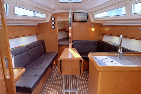 Bavaria Yachtbau Bavaria Cruiser 33 Claysea