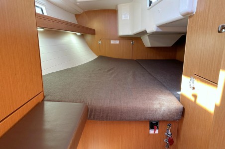 Bavaria Yachtbau Bavaria Cruiser 33 Claysea