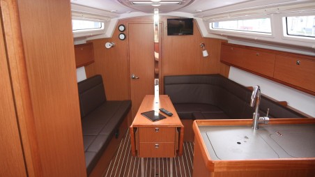 Bavaria Yachtbau Bavaria Cruiser 34 Larabay