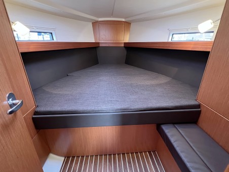 Bavaria Yachtbau Bavaria Cruiser 37 - 3 cab. Finny Ocean
