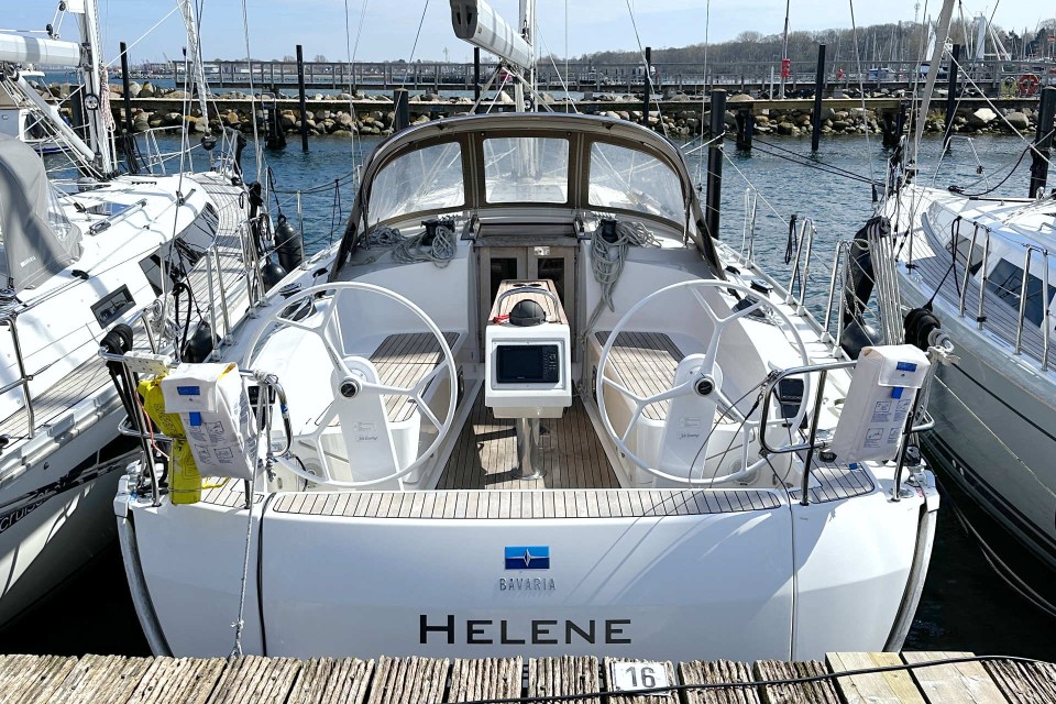 Bavaria Yachtbau Bavaria Cruiser 37 - 3 cab. Helene