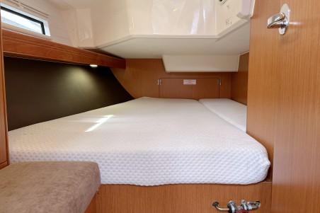 Bavaria Yachtbau Bavaria Cruiser 37 - 3 cab. Helene