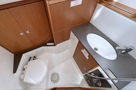 Bavaria Yachtbau Bavaria Cruiser 37 - 3 cab. Tiger