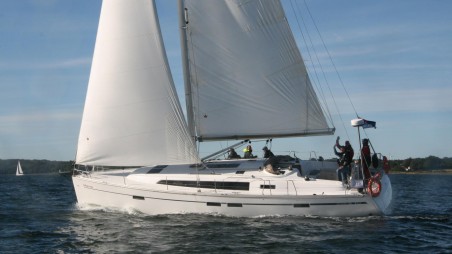 Bavaria Yachtbau Bavaria Cruiser 46 - 4 cab. Momo