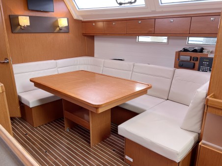 Bavaria Yachtbau Bavaria Cruiser 46 - 4 cab. Momo