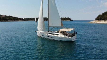 Dufour Yachts Dufour 382 GL - 2 cab. Lia
