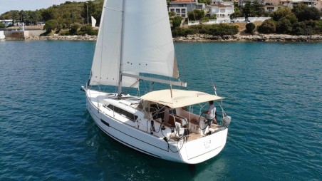 Dufour Yachts Dufour 382 GL - 2 cab. Lia
