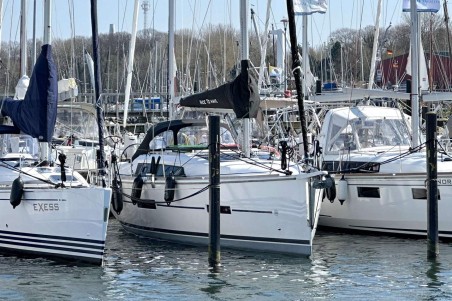 Dufour Yachts Dufour 382 GL Nice to Have