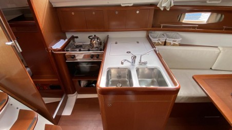 Bénéteau Oceanis 31 Flamenco