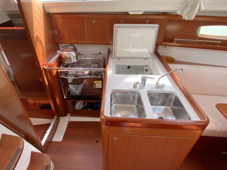 Bénéteau Oceanis 31 Little Jo