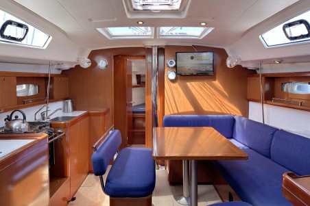 Bénéteau Oceanis 43 Andrea