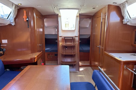 Bénéteau Oceanis 43 Andrea