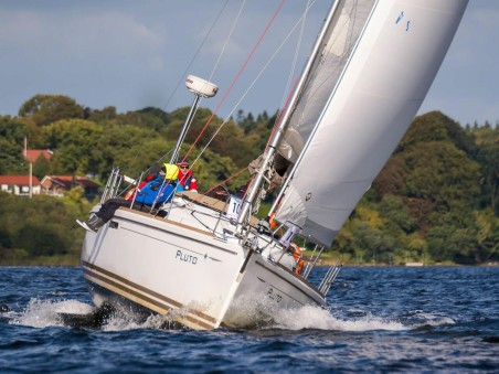 Jeanneau Sun Odyssey 379 Pluto