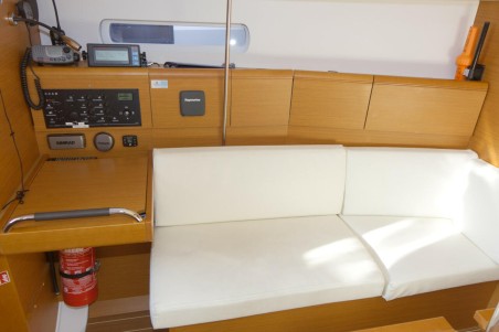 Jeanneau Sun Odyssey 379 Pluto