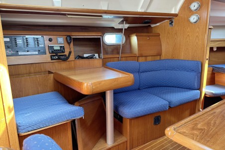 Jeanneau Sun Odyssey 40 Moulin Rouge