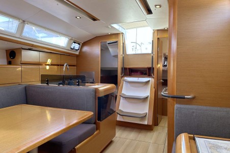 Jeanneau Sun Odyssey 409 Veterano