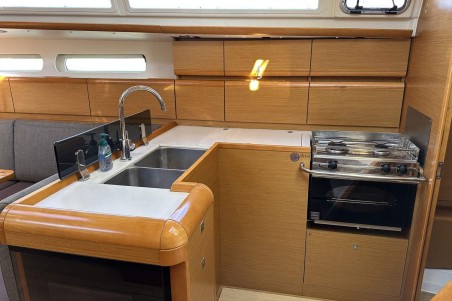 Jeanneau Sun Odyssey 409 Veterano