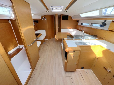 Jeanneau Sun Odyssey 439 Chuck