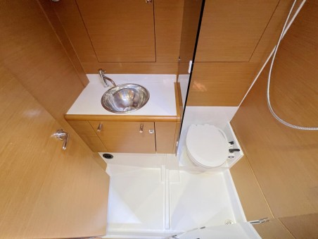 Jeanneau Sun Odyssey 439 Chuck