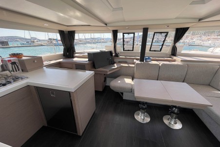 Fountaine Pajot Astrea 42 | Czarter jachtu Chorwacja | Travelboat