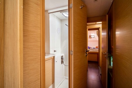 Lagoon-Bénéteau Lagoon 450 F - 4 + 1 cab. EmoSEAon