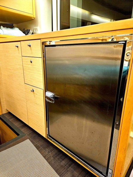 Lagoon-Bénéteau Lagoon 450 F - 4 + 1 cab. EmoSEAon