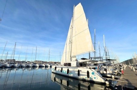 Lagoon-Bénéteau Lagoon 450 F - 4 + 1 cab. PaSEAon