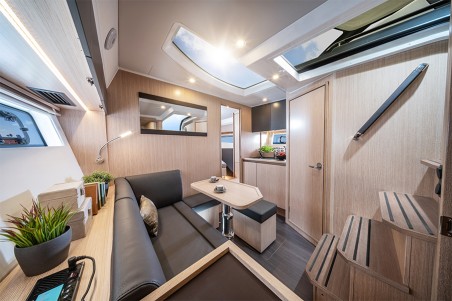 Bavaria Yachtbau Bavaria SR36HT Villa Jahta