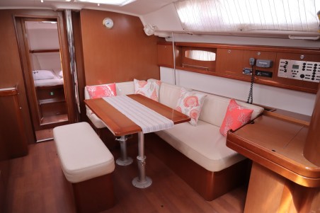 Bénéteau Oceanis 43 Fantasea