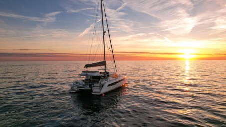 Leopard Catamarans / Robertson & Caine Leopard 50 Solaia