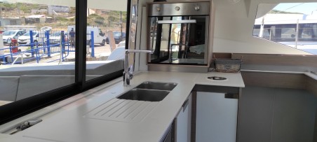 Fountaine Pajot Fountaine Pajot Elba 45 - 4 + 2 cab. Kon-tiki