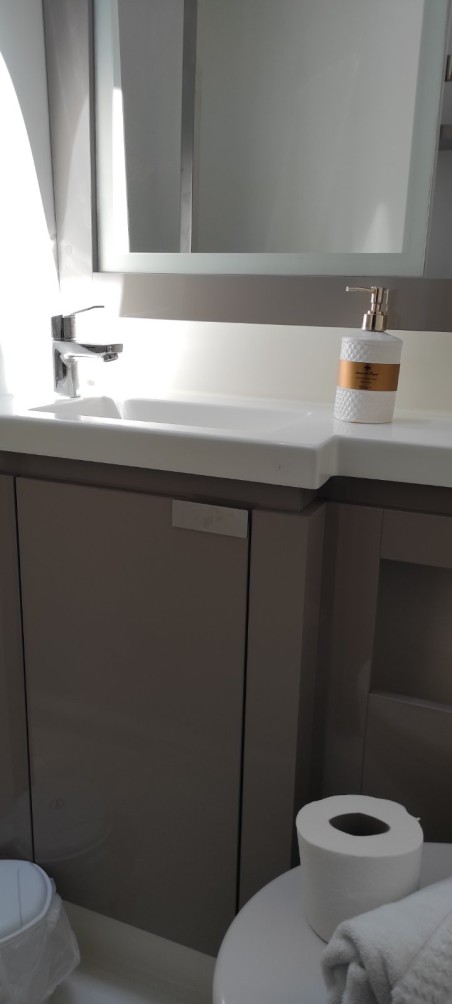 Fountaine Pajot Fountaine Pajot Elba 45 - 4 + 2 cab. Kon-tiki