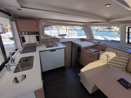 Fountaine Pajot Fountaine Pajot Isla 40 - 4 + 1 cab. Emirel