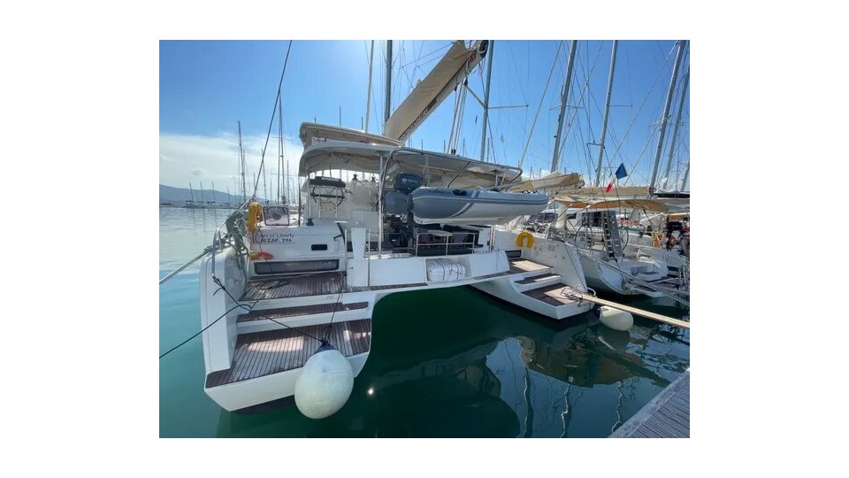 Lagoon-Bénéteau Lagoon 42 - 4 + 2 cab. Art of Liberty