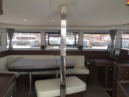 Lagoon-Bénéteau Lagoon 42 - 4 + 2 cab. Freedom