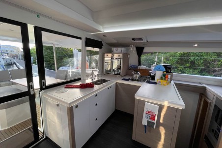 Fountaine Pajot Astrea 42 | Czarter jachtu Brytyjskie Wyspy Dziewicze | Travelboat