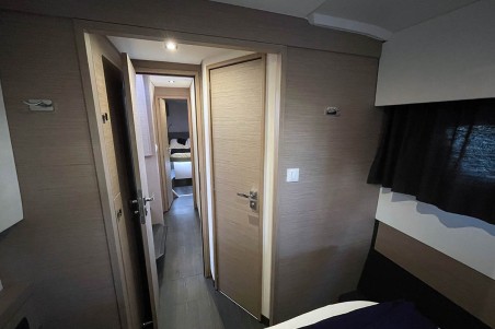 Fountaine Pajot Astrea 42 | Czarter jachtu Brytyjskie Wyspy Dziewicze | Travelboat