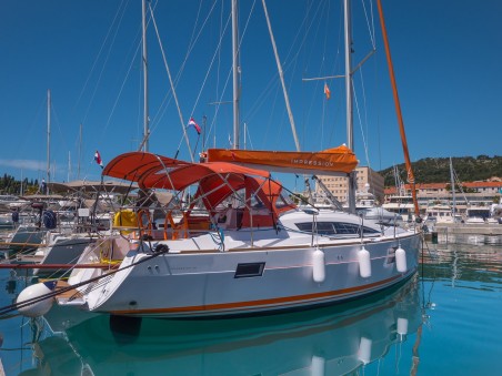 Elan Marine Elan Impression 40 Happy