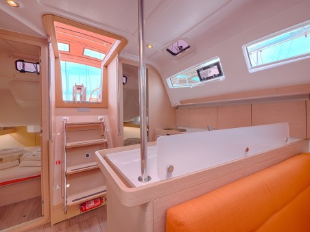 Elan Marine Elan Impression 40 Happy