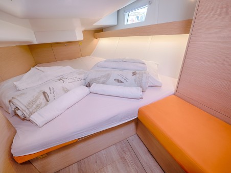 Elan Marine Elan Impression 40 Happy