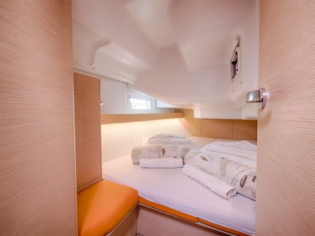 Elan Marine Elan Impression 40 Happy