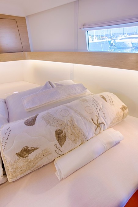 Elan Marine Elan Impression 45 Lion